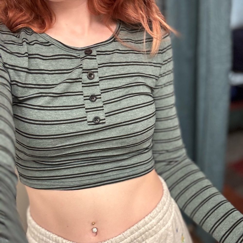 Green Striped Long Sleeve Crop Top